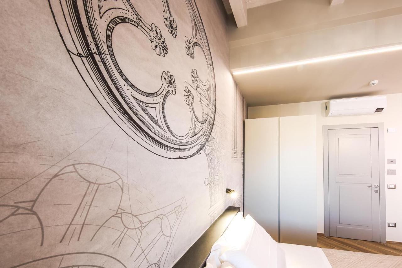 Vicolo Malavolta 7 Rooms And Suites Pedaso Exterior photo